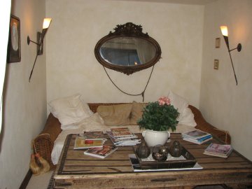 Ruheraum zwischen Wellness-Bereich und Master-Bedroom